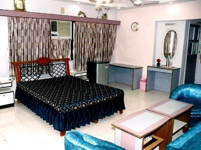 Neeranand Dalhousie- A Pure Vegetarian Hotel Kalküta Dış mekan fotoğraf